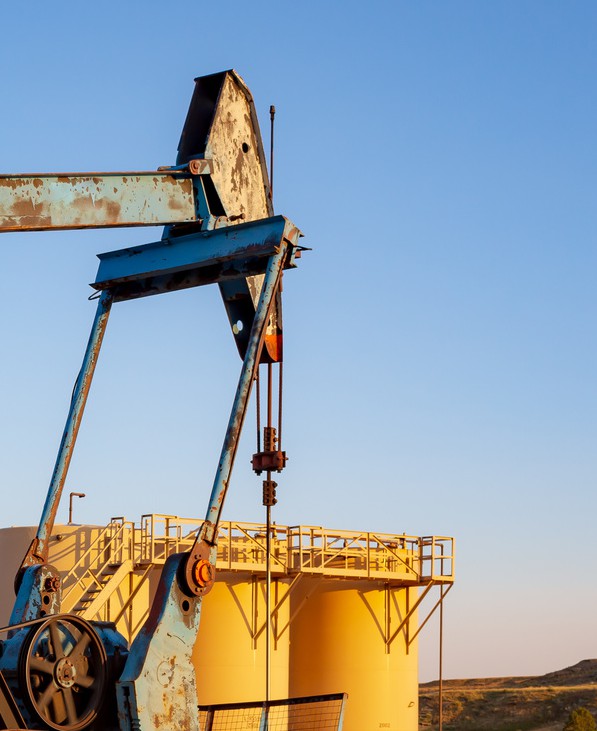 Oilfield pumpjack